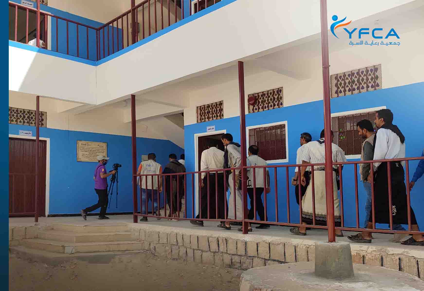 The Director of the Education Office in Shabwa Governorate take over the building of the 14th October  School
