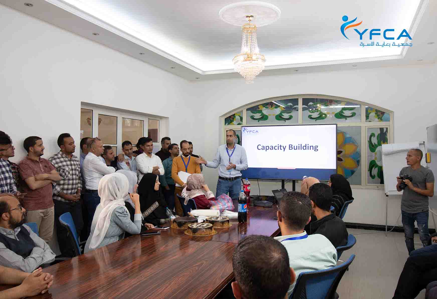 جمعية رعاية الأسرة تكرم موظفيها