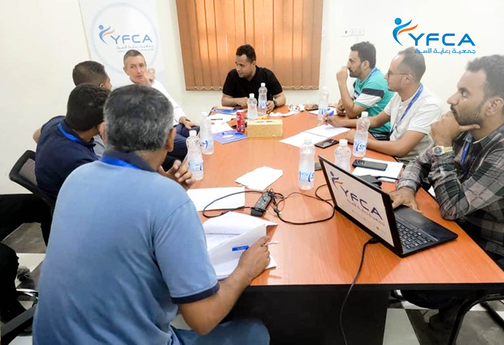 جمعية رعاية الأسرة تستضيف فريق تقييم الأمم المتحدة في مأرب لمناقشة أوضاع النازحين