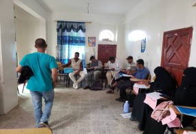الضالع –قعطبة / دورة تدريبية للعاملين الصحيين حول تعزيز النظافة والوقاية من الأمراض ورسائل التوعية