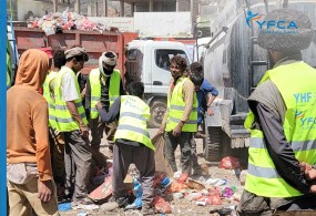 جمعية رعاية الأسرة تطلق حملات نظافة في مديريتي دمت وجبن لمكافحة إلقاء القمامة في الأماكن العامة