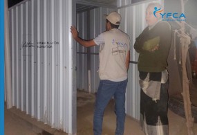 جمعية رعاية الأسرة تعمل على تحسين احتياجات الصرف الصحي والنظافة في مخيم الجبول للنازحين داخليًا