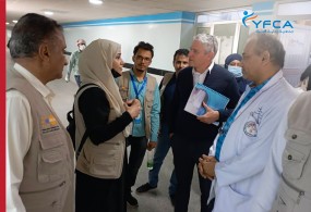 جمعية رعاية الأسرة تستضيف مسؤولين رفيعي المستوى لاستعراض خدمات الرعاية الصحية في مستشفى الثورة بمحافظة الحديدة