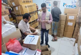 جمعية رعاية الأسرة تعزز الرعاية الصحية في مأرب بالإمدادات والمعدات الحيوية