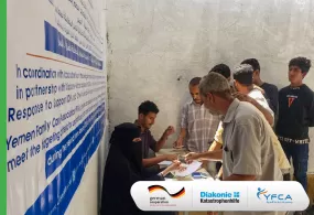 جمعية رعاية الأسرة توزع الجولة الخامسة  من المساعدات النقدية على 500 أسرة في محافظتي الضالع وشبوة