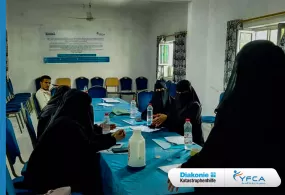 جمعية رعاية الأسرة تدرب متطوعي النظافة في الضالع