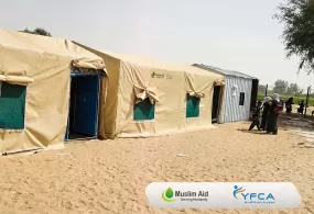 جمعية رعاية الأسرة تفتتح مركزًا تعليميًا مؤقتًا في مخيم الركان لدعم تعليم الأطفال النازحين بمحافظة مأرب