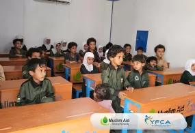 جمعية رعاية الأسرة تفتتح مركزًا تعليميًا مؤقتًا في مخيم الركان لدعم تعليم الأطفال النازحين بمحافظة مأرب