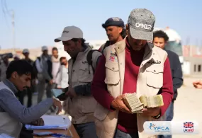 جمعية رعاية الأسرة  تعزز المجتمعات في الضالع من خلال منح نقدية وحقائب لتربية النحل